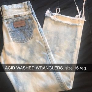 Acid washed Wranglers